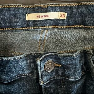Levi’s 711 skinny jeans